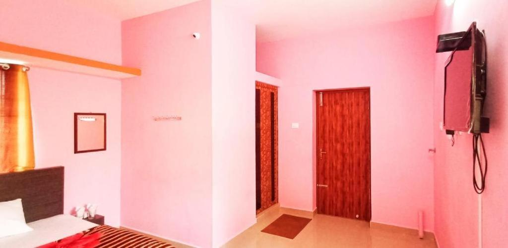 Royal Grand Residency Pondicherry Exterior foto