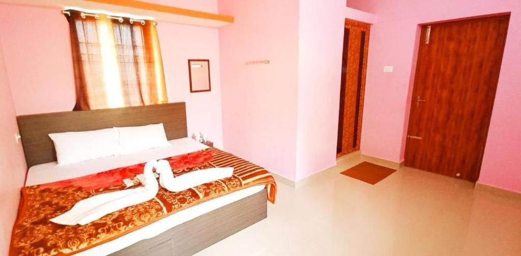 Royal Grand Residency Pondicherry Exterior foto