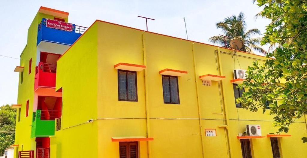 Royal Grand Residency Pondicherry Exterior foto