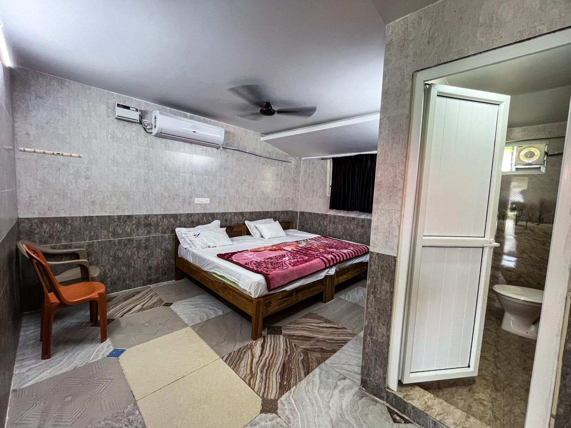 Royal Grand Residency Pondicherry Exterior foto